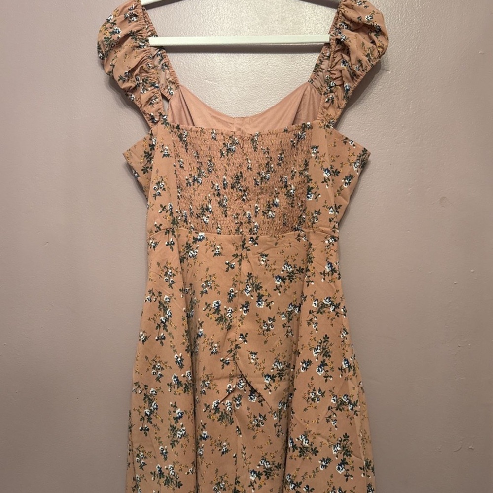 Floral Peach Dress - Picture 2 of 2